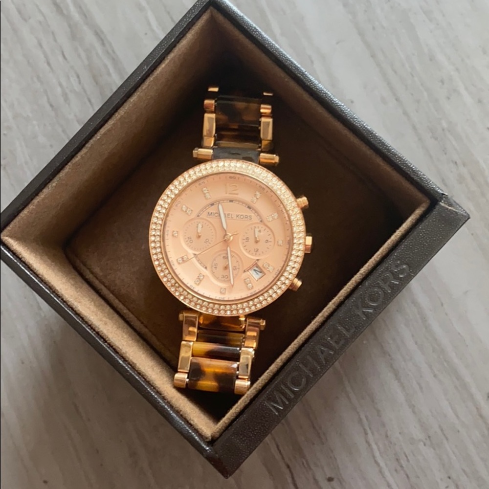 Michael Kors Watch - Picture 2 of 2
